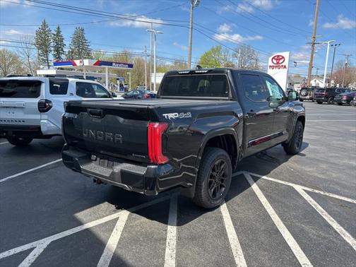 2025 Toyota Tundra Hybrid Platinum
