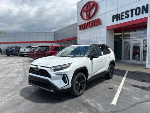 2025 Toyota RAV4 Hybrid SE