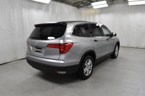 2016 Honda Pilot LX