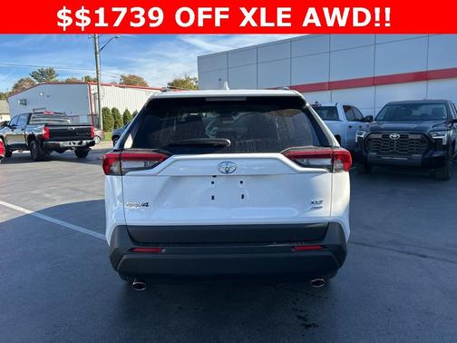 2025 Toyota RAV4 XLE