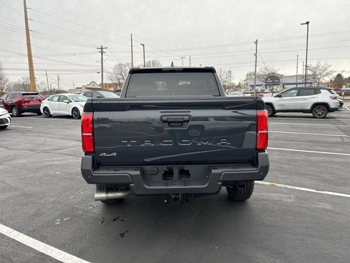 2025 Toyota Tacoma SR