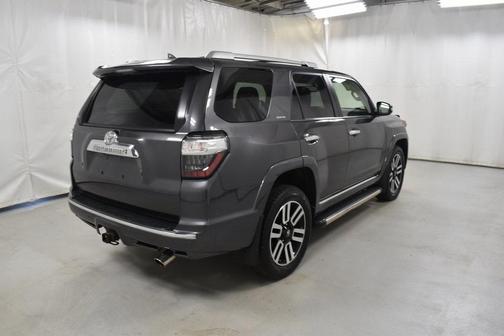 Photo 4 of 27 of 2014 Toyota 4Runner Limited