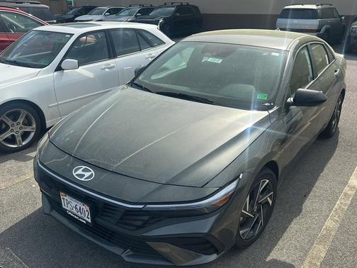 2025 Hyundai ELANTRA HEV SEL Sport