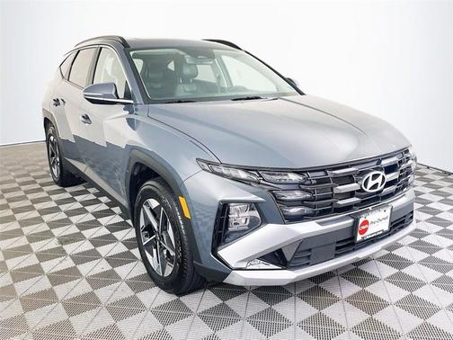 Gray 2025 Hyundai TUCSON SEL Convenience
