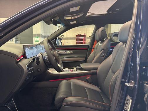 2026 Genesis GV70 3.5T Sport Advanced