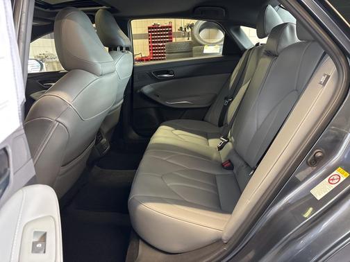 2019 Toyota Avalon XLE