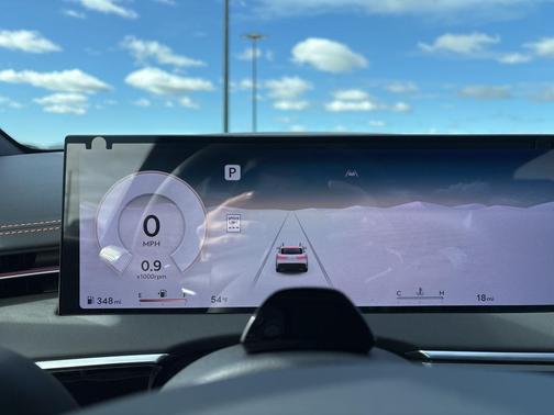 2026 Genesis GV70 3.5T Sport Advanced