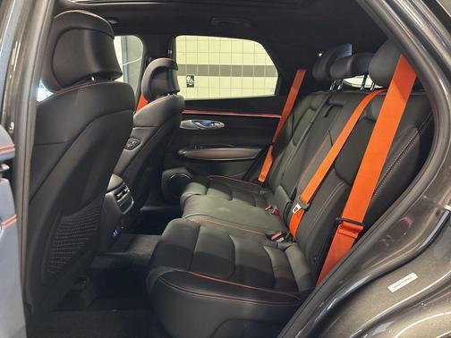 2026 Genesis GV70 3.5T Sport Advanced