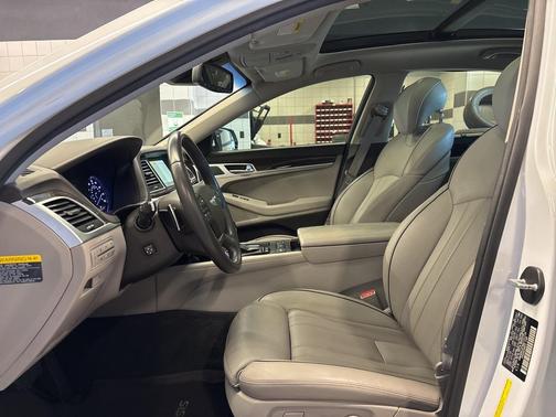 2016 Hyundai Genesis 3.8