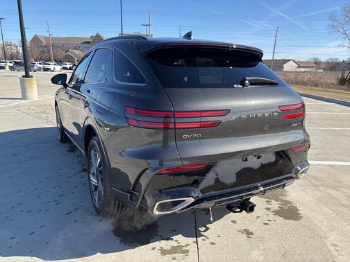 2026 Genesis GV70 3.5T Sport Advanced
