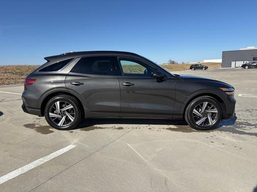 2026 Genesis GV70 3.5T Sport Advanced