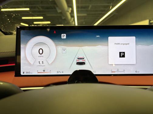 Alta White 2026 Genesis GV70 2.5T Sport Prestige