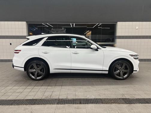 2025 Genesis GV70 3.5T AWD Sport