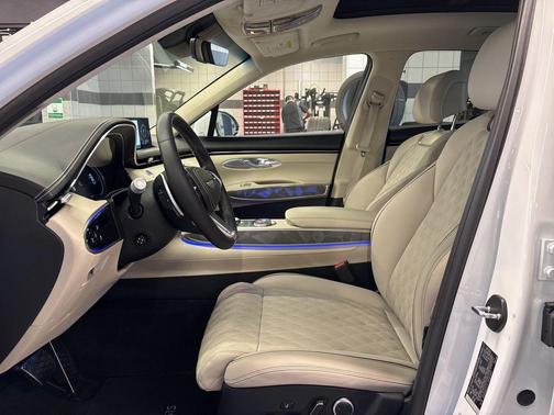 2025 Genesis GV70 3.5T AWD Sport