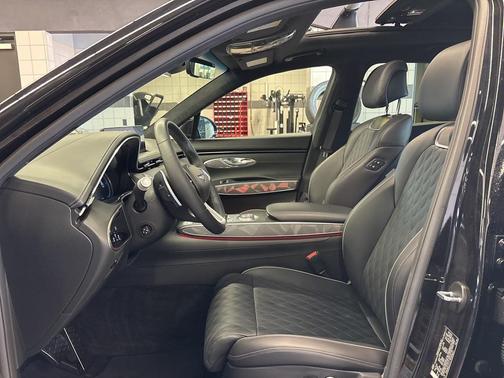 2024 Genesis GV70 3.5T AWD Sport