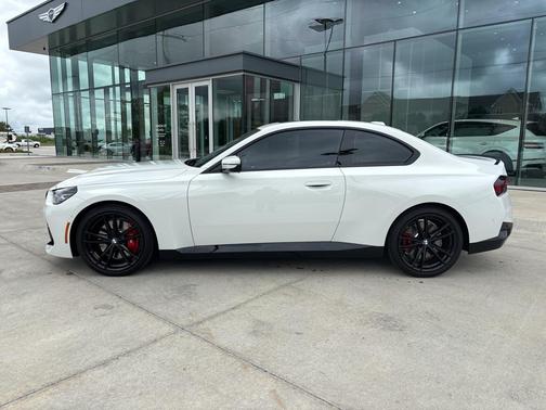 2024 BMW 230 i xDrive