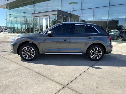 2025 Audi Q5 45 S line Premium Plus