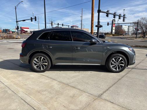 2025 Audi Q5 45 S line Premium Plus