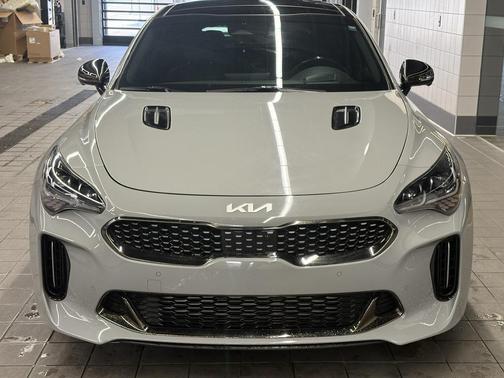 2023 Kia Stinger GT2