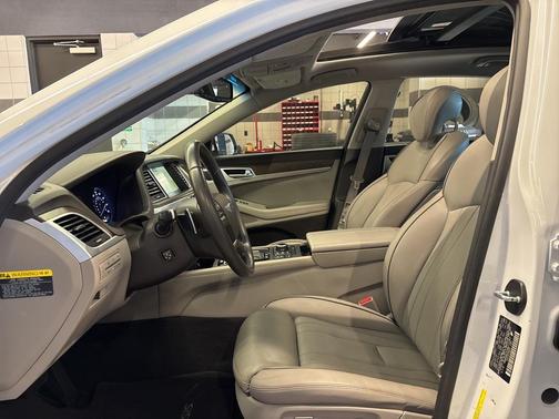 2016 Hyundai Genesis 3.8