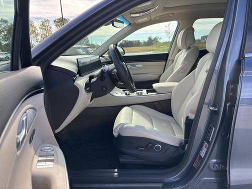 Ceres Blue 2026 Genesis GV70 2.5T Select