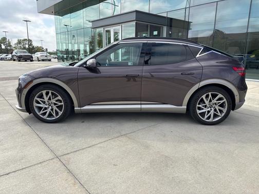 2024 Genesis GV60 Advanced AWD