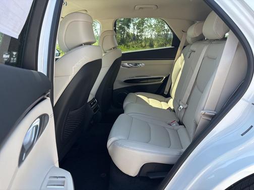 2026 Genesis GV70 2.5T