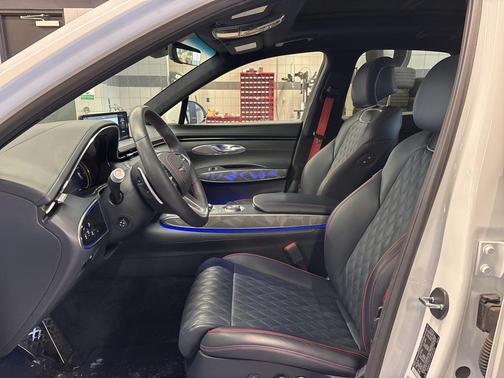 2025 Genesis GV70 3.5T AWD Sport