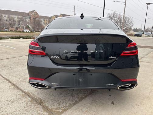 2025 Genesis G70 2.5T AWD