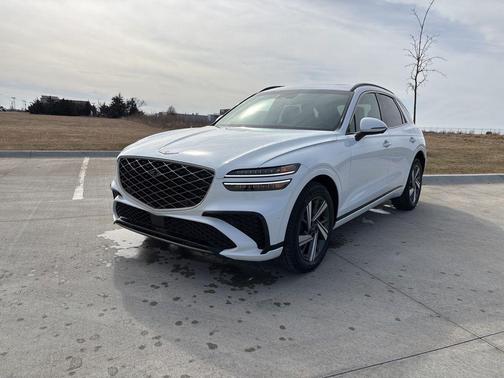 Uyuni White 2026 Genesis GV70 3.5T Sport Advanced