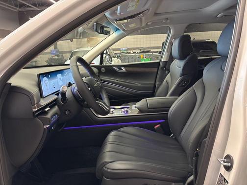 2026 Genesis GV80 2.5T