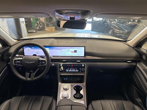2026 Genesis GV80 2.5T