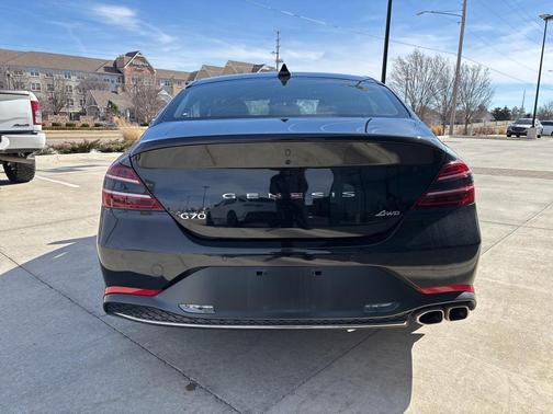 2023 Genesis G70 2.0T AWD