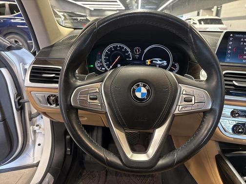2019 BMW 750 i xDrive