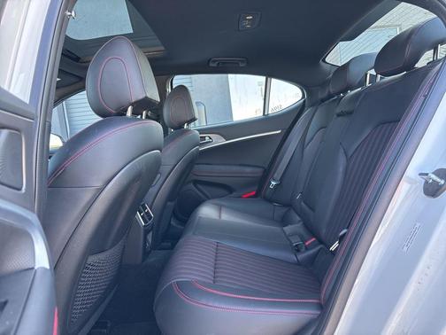 2025 Genesis G70 3.3T AWD Sport Advanced