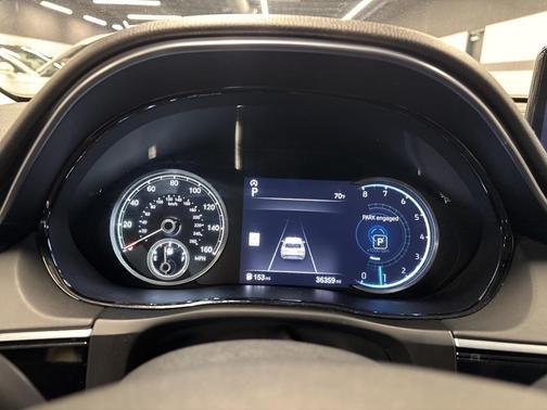 2025 Genesis GV70 2.5T AWD