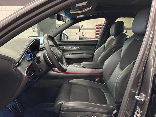 2024 Genesis GV70 2.5T AWD