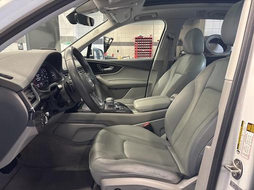 2017 Audi Q7 3.0T Prestige