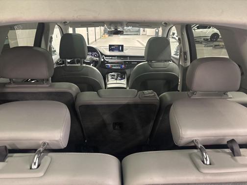 2017 Audi Q7 3.0T Prestige