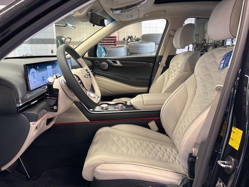 Vik Black 2026 Genesis GV80 Coupe 3.5T e-SC