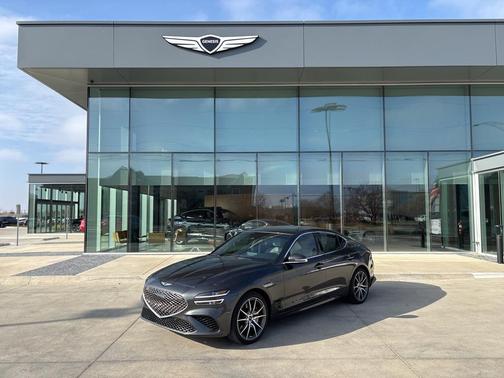 2024 Genesis G70 2.5T RWD