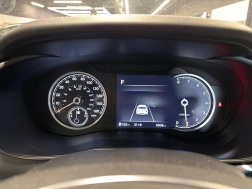 2025 Genesis G70 2.5T AWD