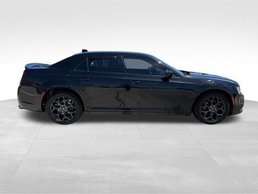 Gloss Black 2019 Chrysler 300 S