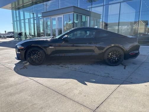 2021 Ford Mustang GT Premium