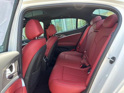 2026 Genesis G70 3.3T RWD Sport Prestige