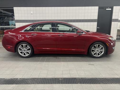 2014 Lincoln MKZ Base