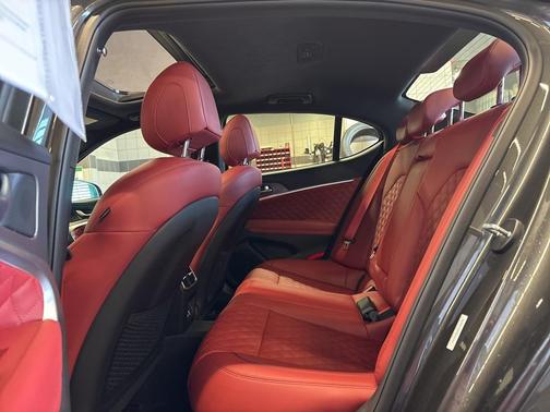 2025 Genesis G70 3.3T AWD Sport Advanced