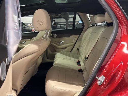 2018 Mercedes-Benz GLC 300 4MATIC