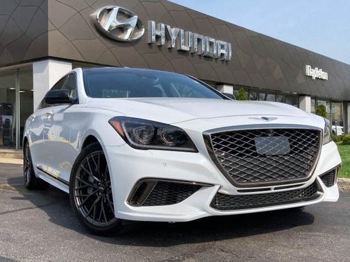 Casablanca White 2019 Genesis G80 3.3T Sport