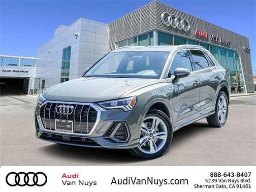2024 Audi Q3 Premium Plus 45 TFSI S line quattro Tiptronic